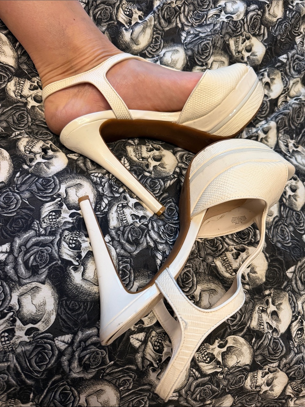 Rare Cream T-Strap stiletto GIANNI BINI High Heel Platform dancer Sandals